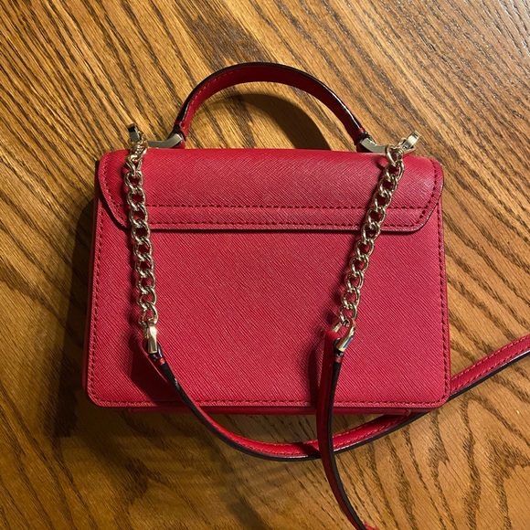 Red Kate spade crossbody purse - Picture 2 of 3